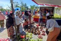 Antusias warga belanja saat GPM