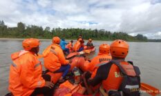Sudah 2 Hari Pendulang Terseret Arus di Kali Jernih Mile 30 Belum Ditemukan