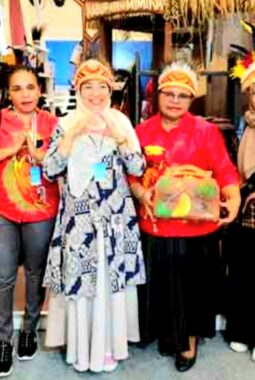 Produk Khas Papua Tampil Pada AOE 2025, Kadis Koperasi dan UMKM Sebut : Komitmen Pemkab Mimika Untuk Membangkitkan UMKM Dan Ekonomi Kreatif