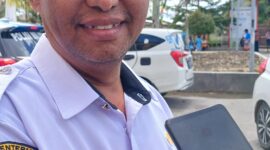 Kepala Disperindag,Petrus Pali Ambaa 