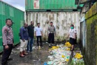 Limbah Medis Berserakan di Kawasan Pelabuhan Poumako 