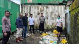 Limbah Medis Berserakan di Kawasan Pelabuhan Poumako 
